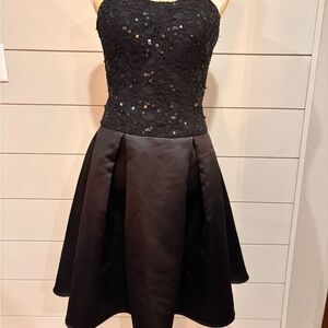 Morilee Madeline Gardner Black Lace Strapless Formal Dress Size 10
